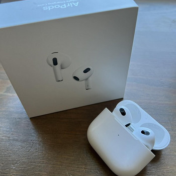 Apple airpods 3rd generation with MagSafe Charging Case!