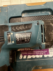Перфоратор Makita HR2630J, 2.8 кг, 800 Вт (2 фото из 4)