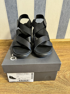ECCO Freja Wedge Sandal (38) (2 фото из 4)