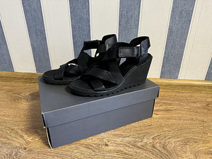 ECCO Freja Wedge Sandal (38) (3 фото из 4)