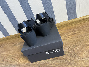 ECCO Freja Wedge Sandal (38) (4 фото из 4)