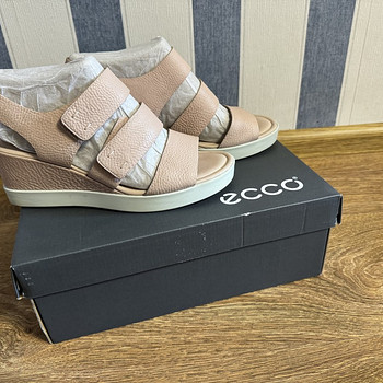 ECCO Shape Wedge Sandal (38)