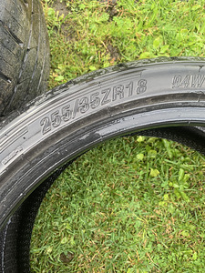 Rehvid 255/35/18 ja 225/40/18 (2 foto / 4)