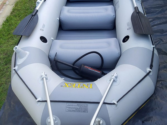 Продам лодку из материала ПВХ Marineг 4 размер 360см х 140см