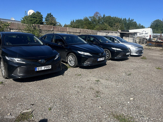 Автомобили в аренду Toyota camry