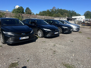 Anname rendile Toyota Camry (1 foto / 3)