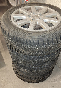 Шины и диски 205/60 R16 (2 фото из 2)