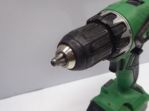 Akutrell Hitachi DS 18DJL + AKU 2,0AH + Laadija (6 foto / 6)