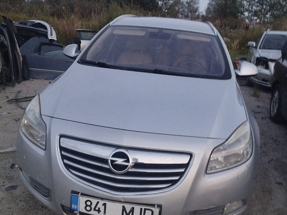 OPEL INSIGNIA 2.0D 96KWT, VARUOSAD