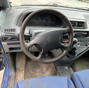 Peugeot Expert 2,0d 80 квт, запчасти (10 фото из 10)