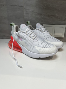Nike 37 (2 foto / 4)