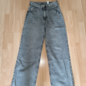 Джинсы H&M (1 фото из 1)