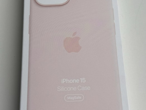 Apple iPhone 15 Silicone Case with Magsafe , Light Pink