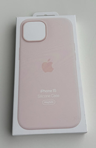 Apple iPhone 15 Silicone Case with Magsafe , Light Pink (1 фото из 2)