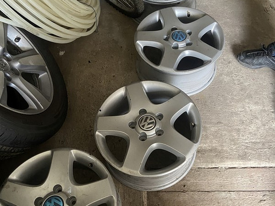Veljed VW Touaregile