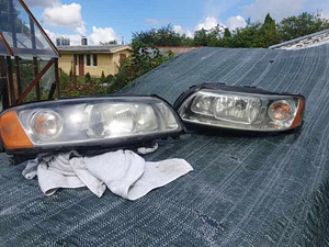 Müün kasutatud esitulesid Volvo V70 (1 foto / 2)