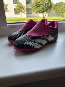 Laste Adidas predator (1 foto / 2)