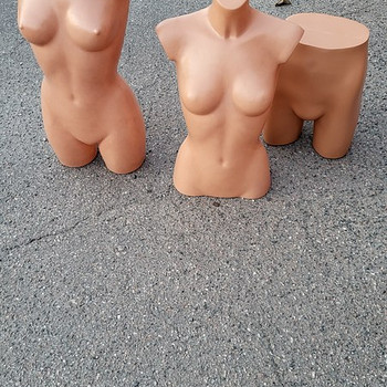 Манекены/Manekens