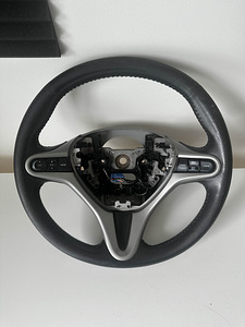 Honda Civic 8th gen 2009 Rool Руль (1 фото из 1)
