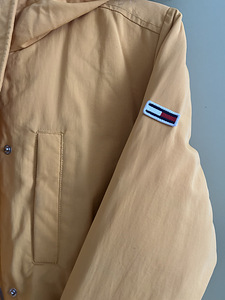 Tommy jeans naiste talveparka, s.M (3 foto / 3)