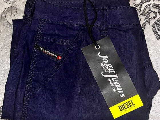 Джинсы Diesel из сухого денима w36/xl