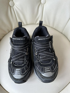 Кроссовки Skechers для мальчика. Размер 28,5. (4 фото из 5)