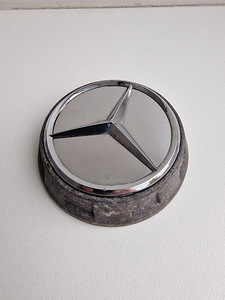 Mercedes-Benz tunnusmärk (72mm) (1 foto / 2)