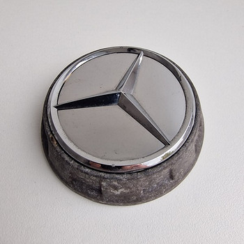 Mercedes-Benz tunnusmärk (72mm)
