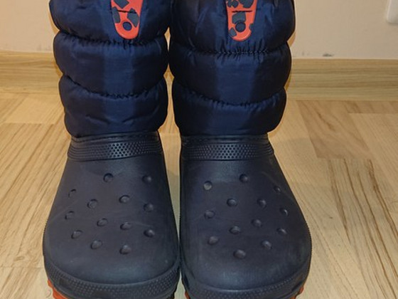 Осенне-зимние сапоги Crocs 34-35