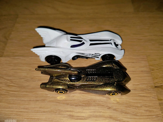 Hot Wheels по 2€