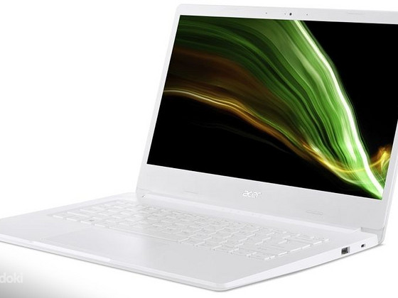 Ноутбук Acer Aspire One + зарядка