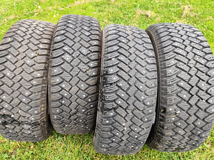 Talverehvid Continental 185/60 R15 (3 foto / 4)