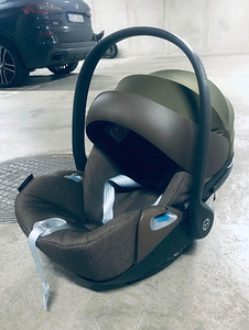 Автолюлька Cybex (1 фото из 3)