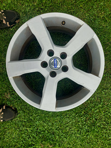 VOLVO R17 (2 фото из 2)