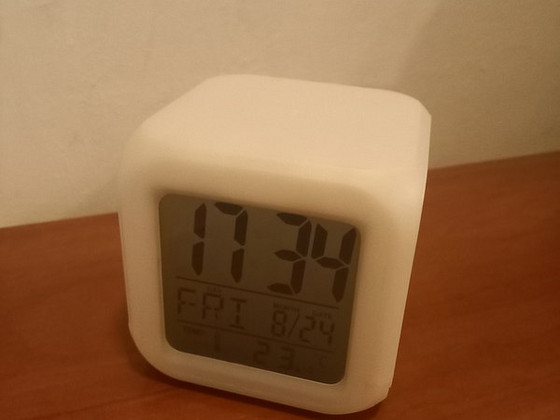 Продается часы