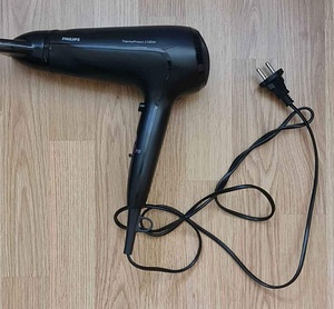 Фен Philips 2100W (1 фото из 2)