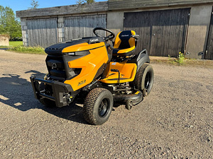 Газонный трактор XT3 QS127, Cub Cadet (2 фото из 6)