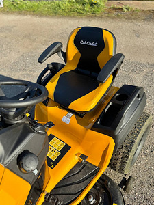 Газонный трактор XT3 QS127, Cub Cadet (5 фото из 6)