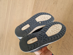 Skechers, Viking tossud vahetusjalanõudeks 35, 25 (8 foto / 8)