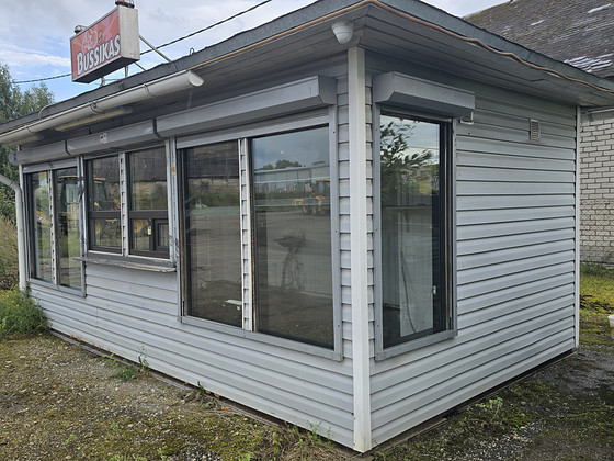 Kiosk / aiamaja/ soojak