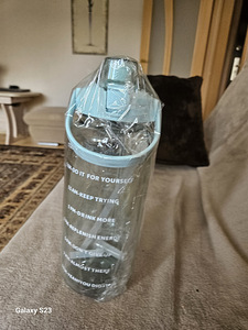 2-liitrine pudel jaotiste ja torudega (4 foto / 7)