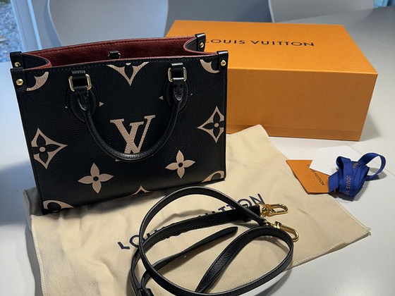 Сумка Louis Vuitton tote bag PM onthego