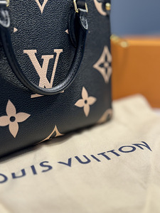 Louis Vuitton tote bag PM onthego (5 foto / 6)