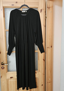 Платье InWear s (1 фото из 2)
