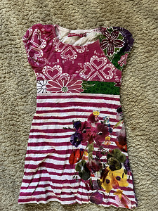 Kleit Desigual 5/6a (1 foto / 2)