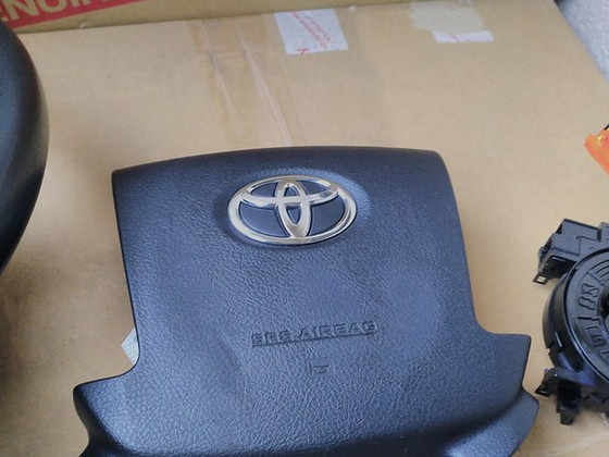 Toyota Land Cruiser 200 4513060380C0 8430648030