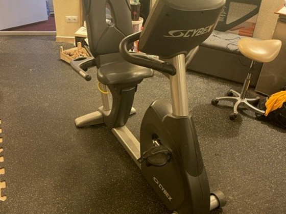 Велотренажер Cybex 750R