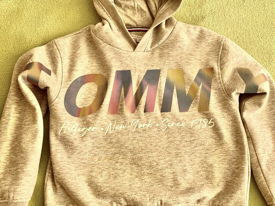 Худи для девочки ,, Tommy Hilfiger,,. Размер 152