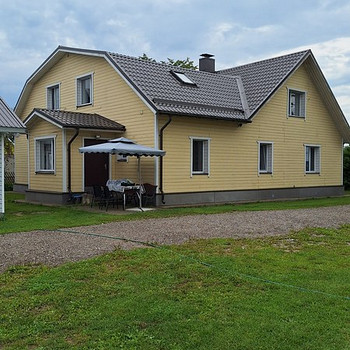 Tartu mnt 51a, Ahtme, Kohtla-Järve, Ida-Virumaa