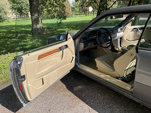 Mercedes Benz W124 (C124) MB 230 CE Coupe 1991 (9 foto / 14)